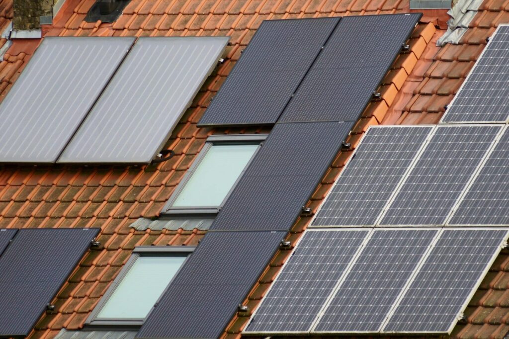 How Much Can You Save With Solar Energy? A Complete Guide to Solar Energy Savings